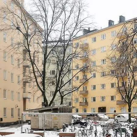 Cosy Studio, Perfect Location, Value For Money